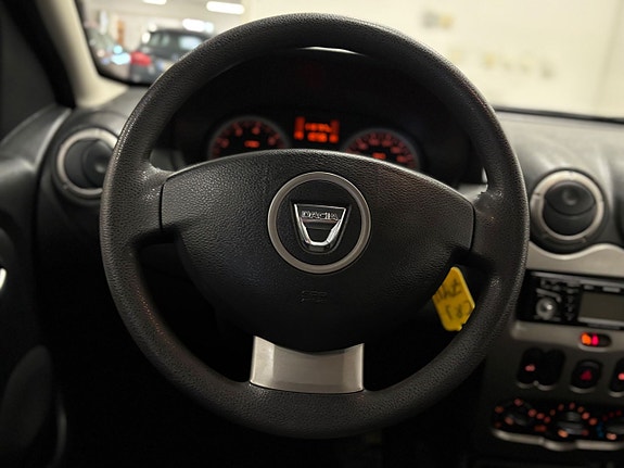 Dacia Duster 10 of 12