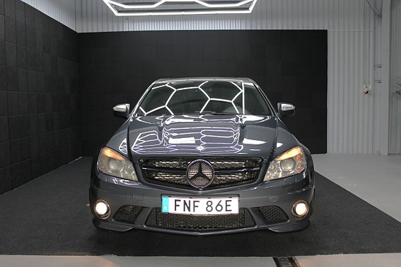 Mercedes-Benz C63 2 of 5
