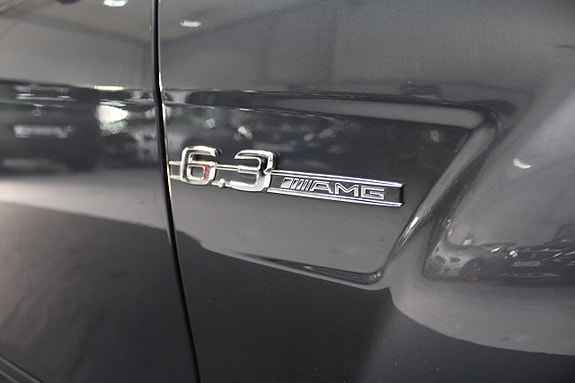 Mercedes-Benz C63 19 of 20