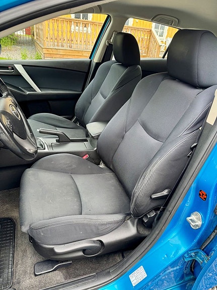 Mazda 3 10 of 17
