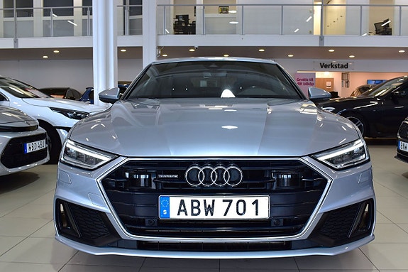 Audi A7 2 of 5