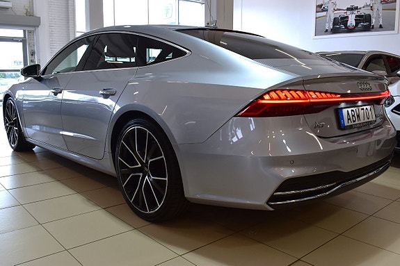 Audi A7 3 of 5