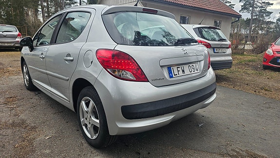 Peugeot 207 7 of 8