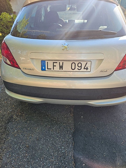 Peugeot 207 4 of 5