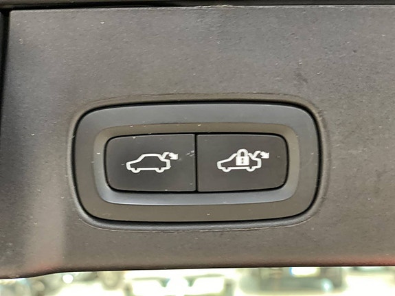 Volvo V90 20 of 28