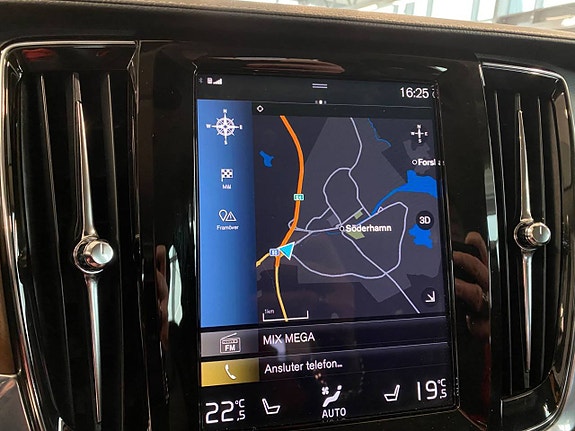 Volvo V90 13 of 28