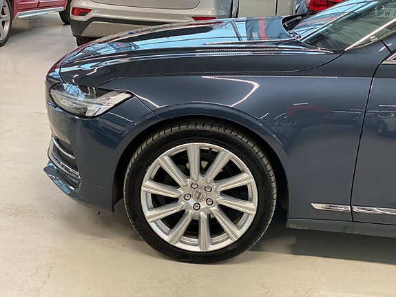Volvo V90 9 of 28