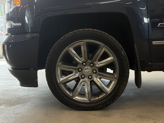 Chevrolet Silverado 1500 6 of 20