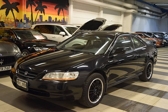Honda Accord 2 of 22