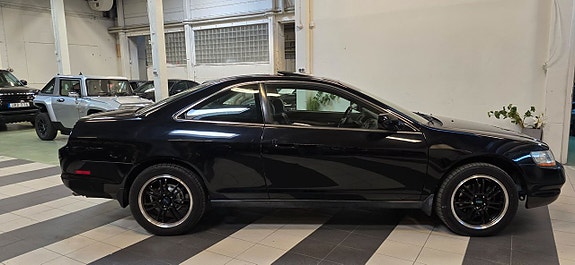 Honda Accord 14 of 22