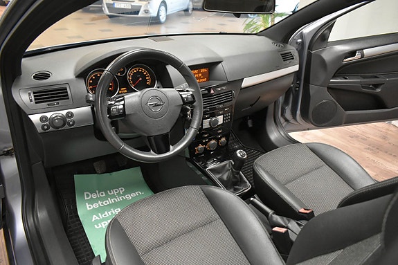 Opel Astra 16 of 21