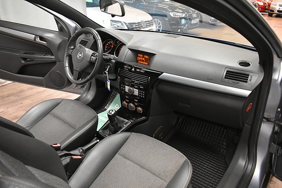 Opel Astra 17 of 21
