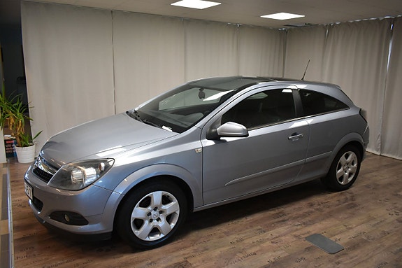 Opel Astra 3 of 5