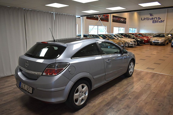 Opel Astra 6 of 21