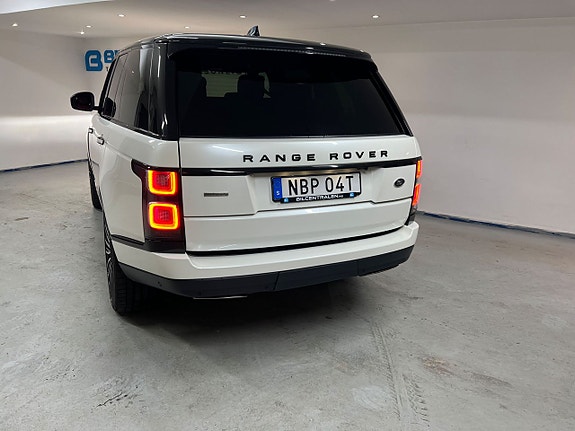 Land Rover Range Rover 8 of 30