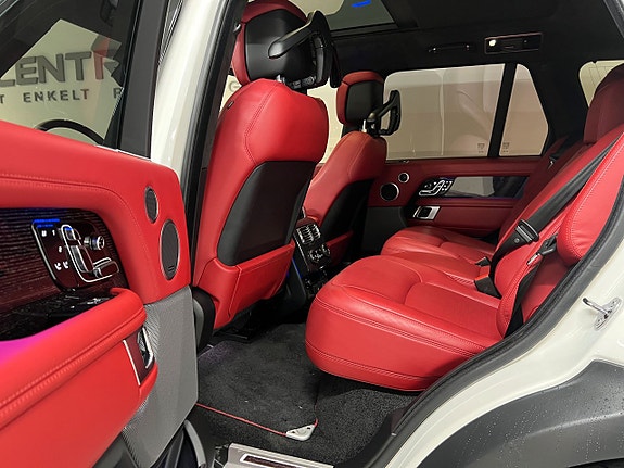 Land Rover Range Rover 22 of 30