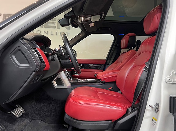 Land Rover Range Rover 19 of 30