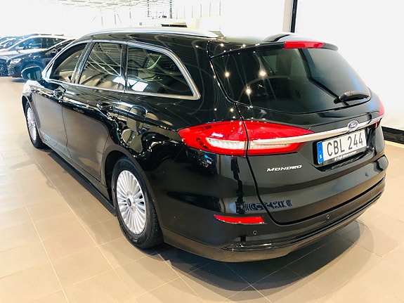 Ford Mondeo 4 of 5