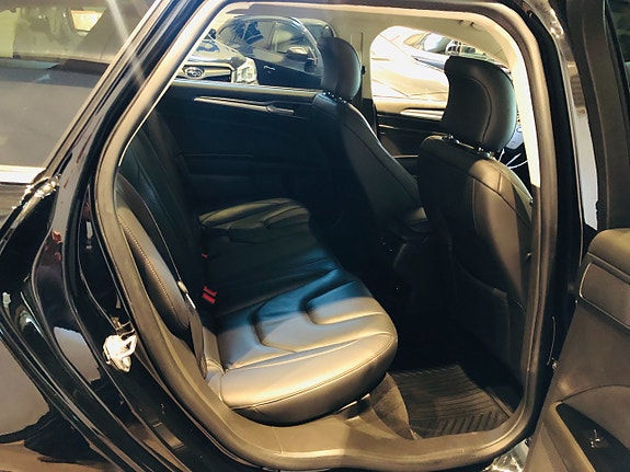 Ford Mondeo 6 of 9
