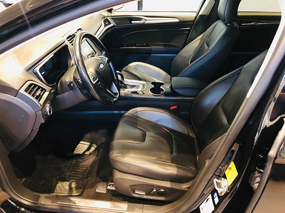Ford Mondeo 7 of 9