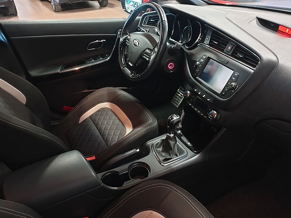 Kia Ceed 4 of 5
