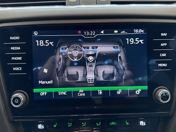 Skoda Octavia Scout 14 of 23