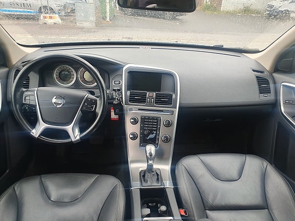 Volvo XC60 9 of 10