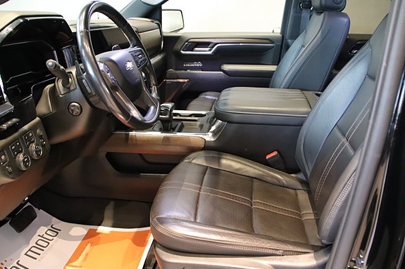 Chevrolet Silverado 1500 10 of 17