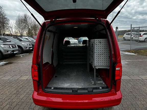 Volkswagen Caddy Maxi 14 of 19