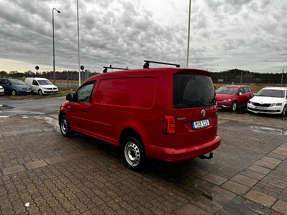 Volkswagen Caddy Maxi 2 of 5