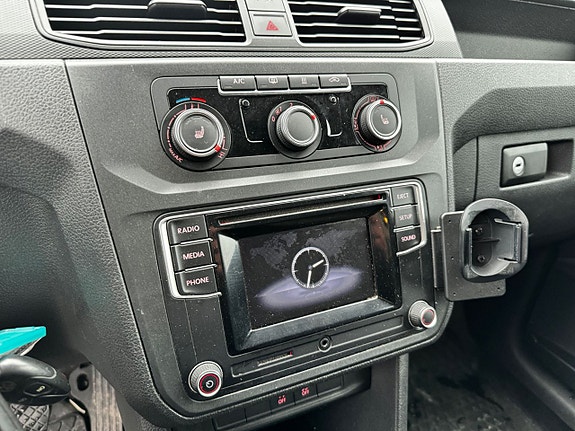 Volkswagen Caddy Maxi 16 of 19