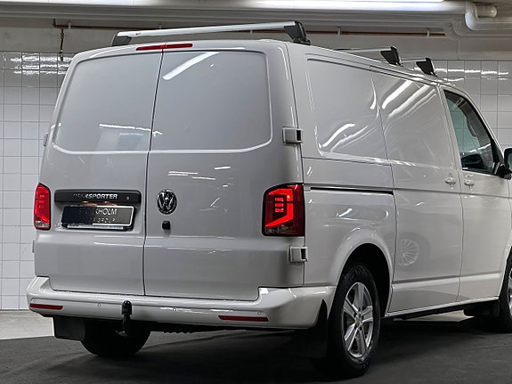 Volkswagen Transporter 8 of 13