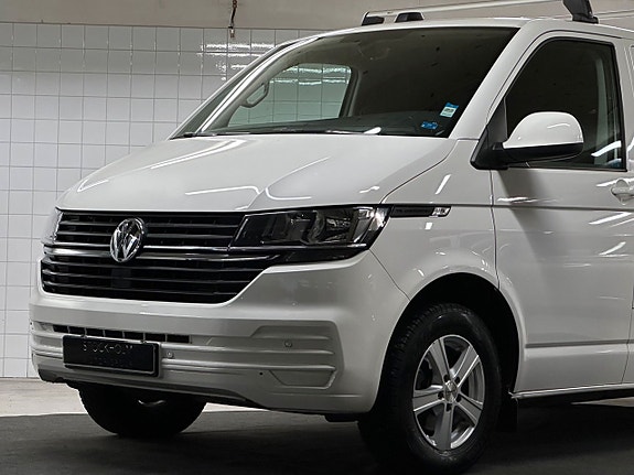 Volkswagen Transporter 2 of 5