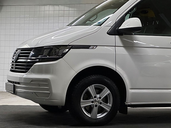 Volkswagen Transporter 4 of 5