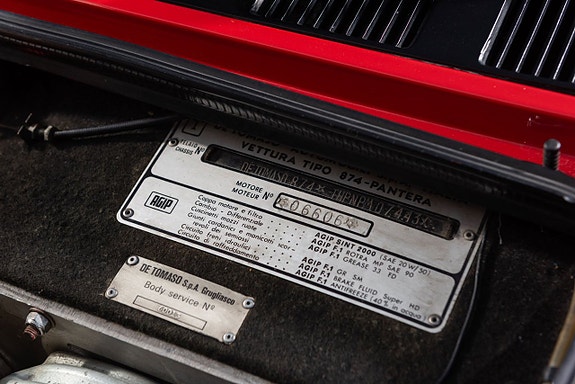 De Tomaso Pantera 24 of 26