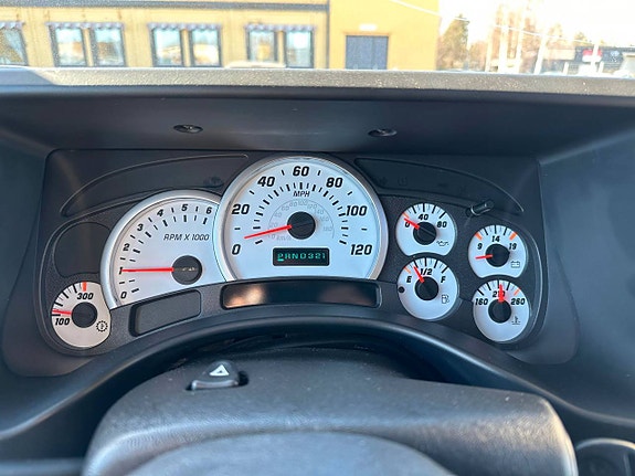 Hummer H2 11 of 16