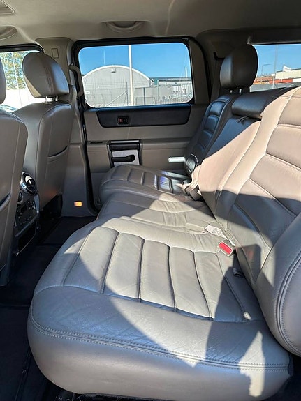 Hummer H2 16 of 16