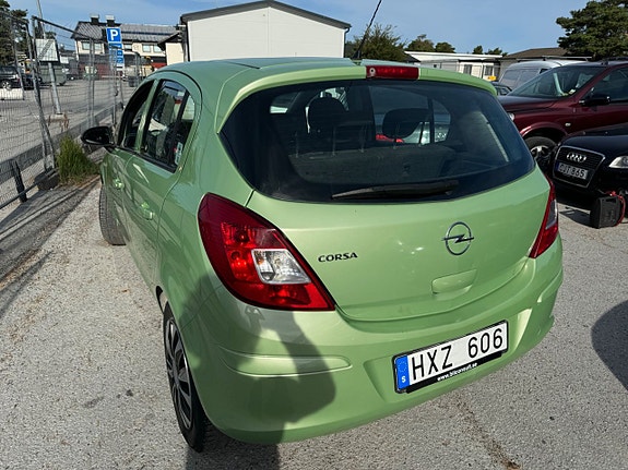 Opel Corsa 3 of 5