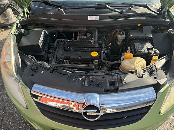 Opel Corsa 15 of 15