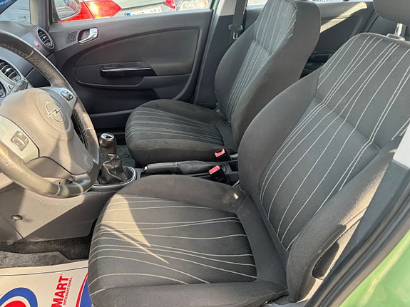 Opel Corsa 10 of 15
