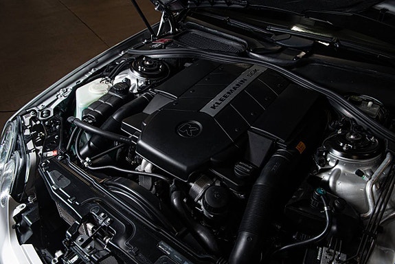 Mercedes-Benz CL55 27 of 30
