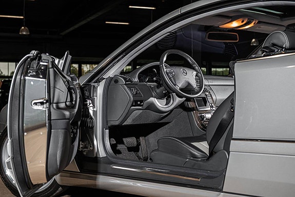 Mercedes-Benz CL55 8 of 30