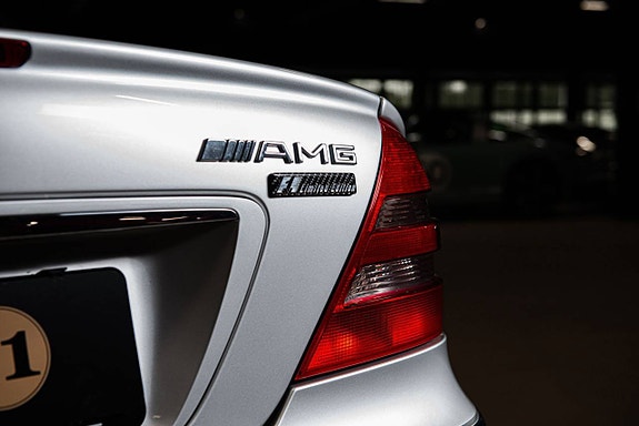 Mercedes-Benz CL55 25 of 30