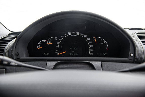 Mercedes-Benz CL55 17 of 30