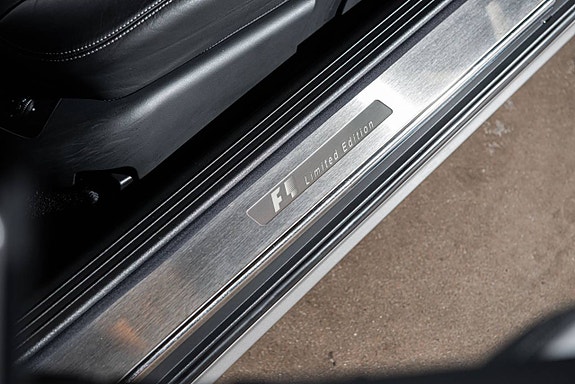 Mercedes-Benz CL55 24 of 30