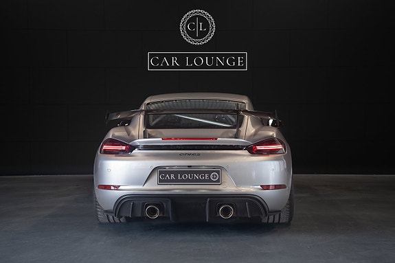 Porsche 718 Cayman GT4 RS 4 of 5