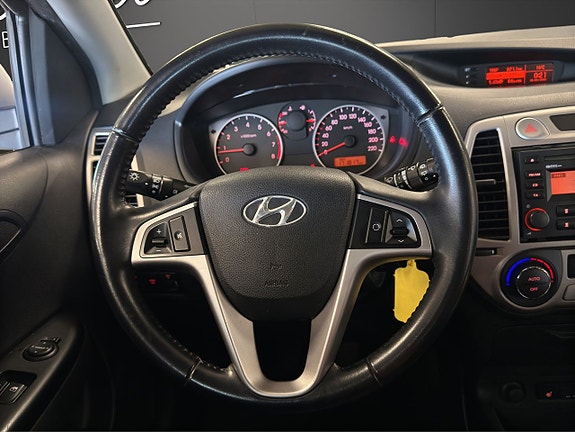 Hyundai i20 9 of 12
