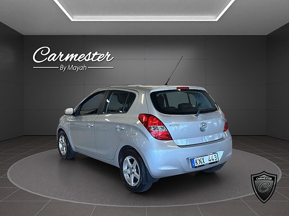 Hyundai i20 3 of 5