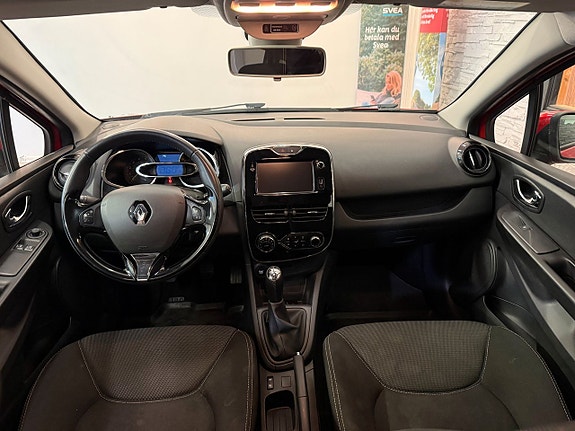 Renault Clio 13 of 18
