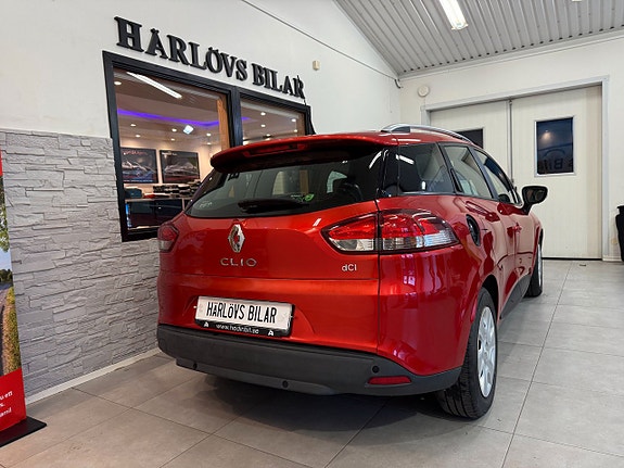 Renault Clio 18 of 18